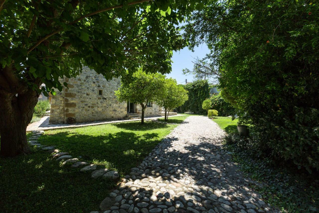 Muazzo Creta Stone House, Nature Escape With Pool, By Thinkvilla Pigi  Luaran gambar