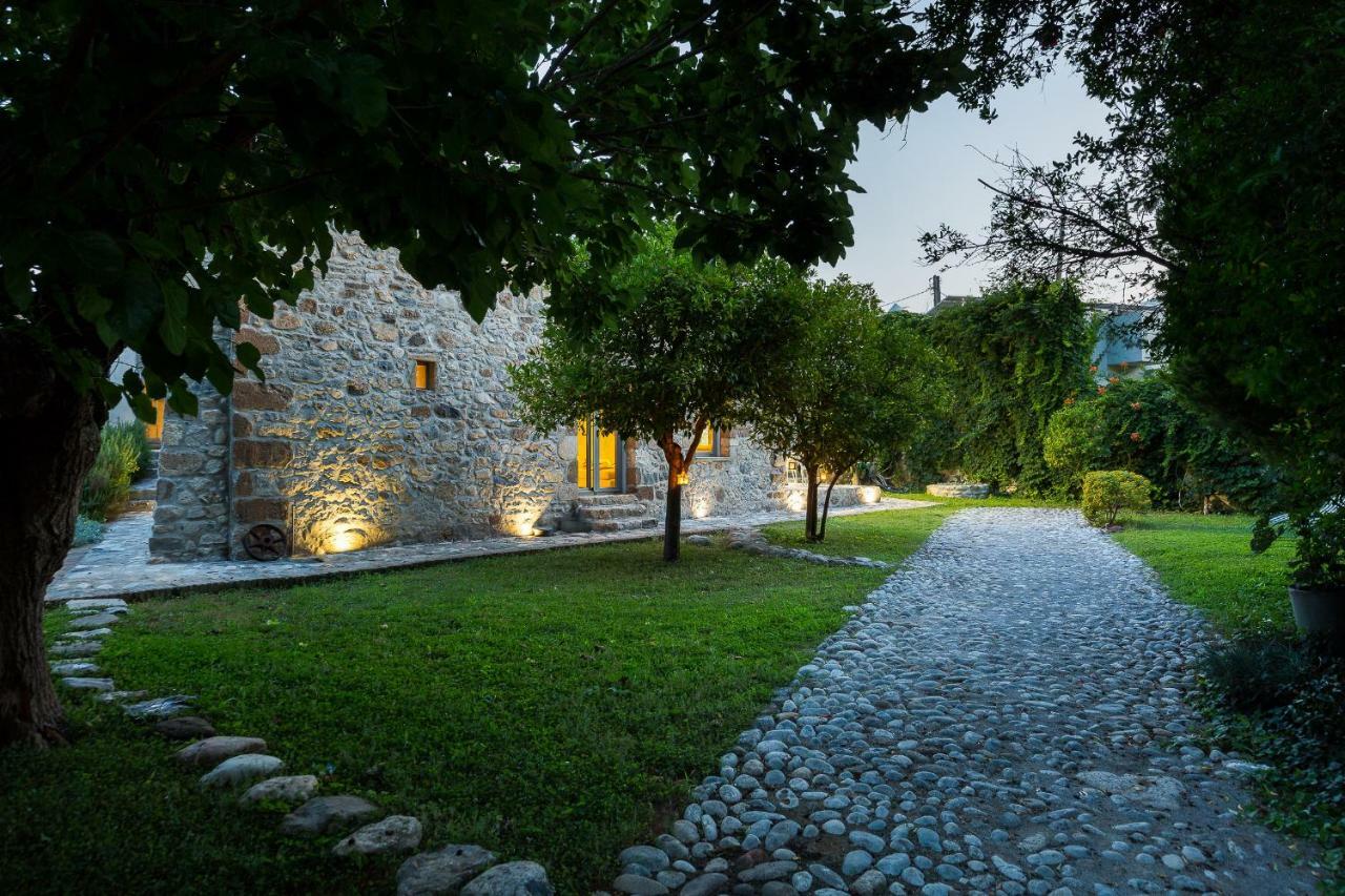 Muazzo Creta Stone House, Nature Escape With Pool, By Thinkvilla Pigi  Luaran gambar
