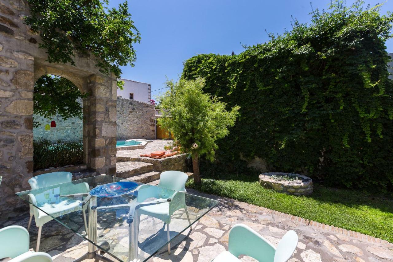 Muazzo Creta Stone House, Nature Escape With Pool, By Thinkvilla Pigi  Luaran gambar