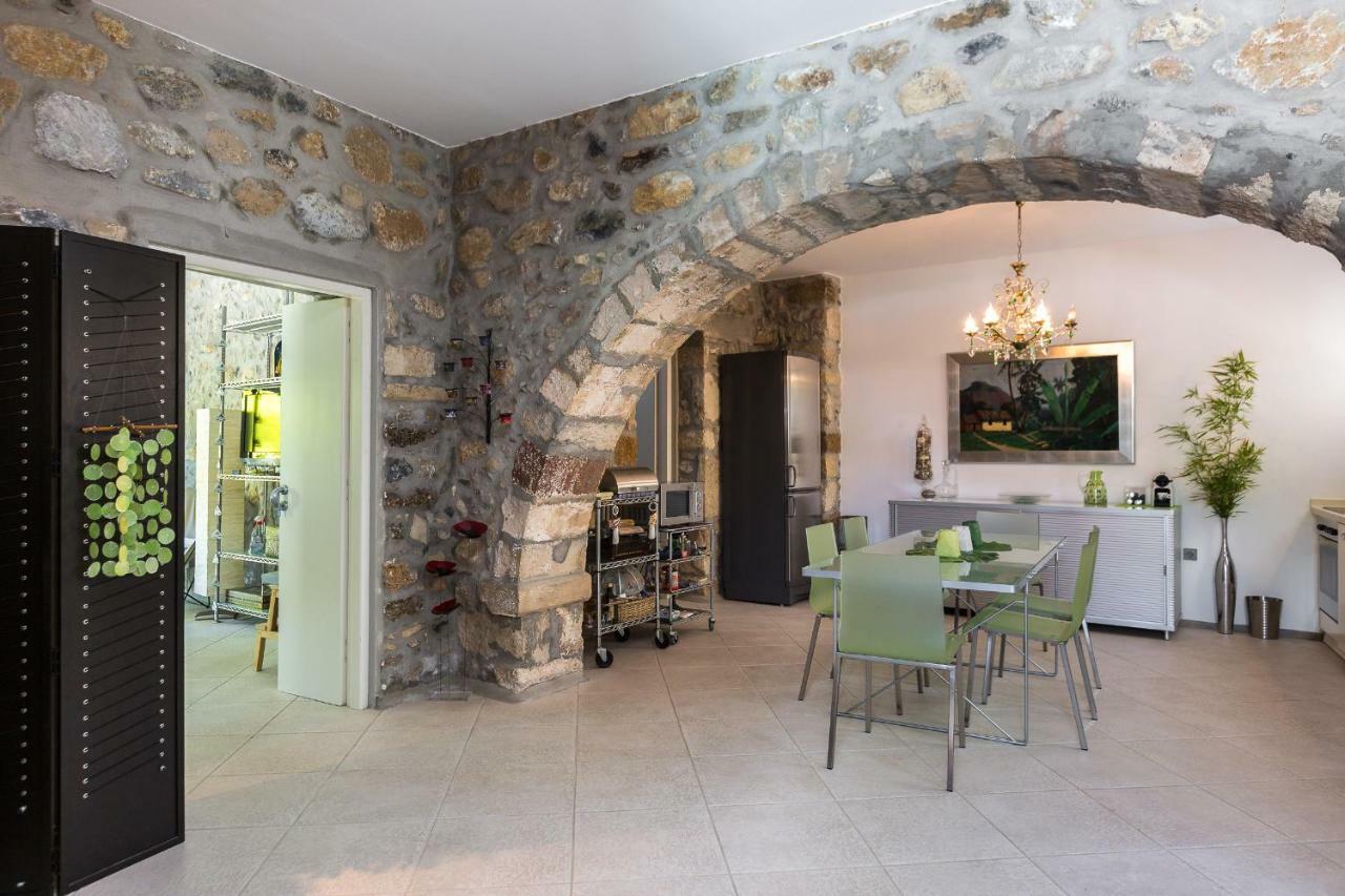 Muazzo Creta Stone House, Nature Escape With Pool, By Thinkvilla Pigi  Luaran gambar