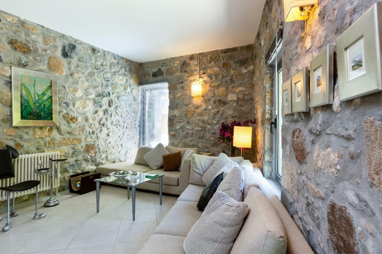 Muazzo Creta Stone House, Nature Escape With Pool, By Thinkvilla Pigi  Luaran gambar