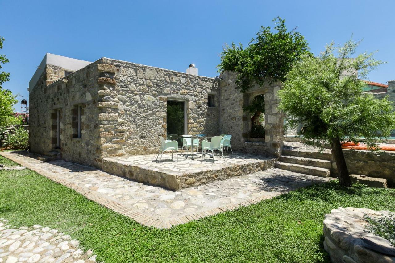 Muazzo Creta Stone House, Nature Escape With Pool, By Thinkvilla Pigi  Luaran gambar